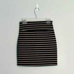 American Eagle Black Striped Bodycon Mini Skirt, Size XS